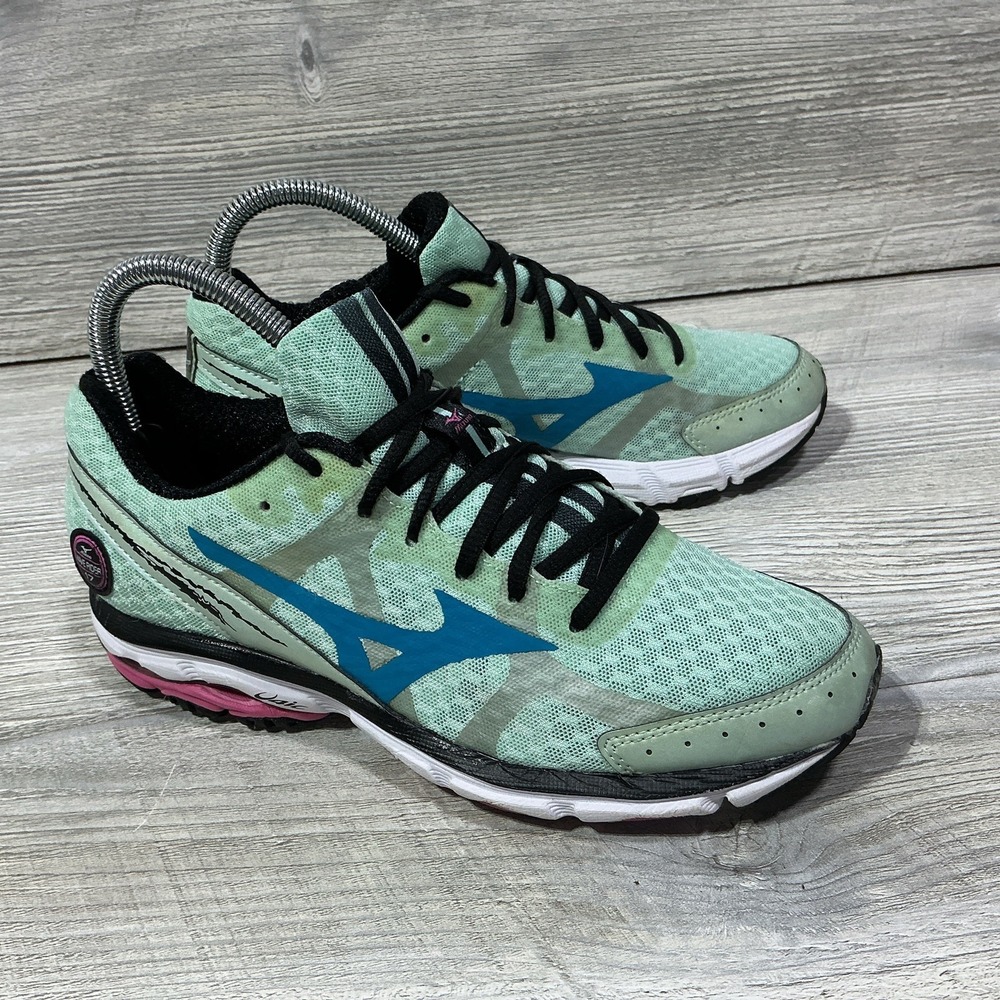 Mizuno Wave Rider 17 Women's Running Shoes Size 7 Athletic Training Mint Green
